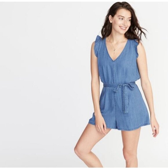 Women’s Old Navy Denim Chambray Romper Size Medium - Picture 1 of 6